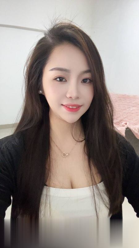 边和楼凤,边和找妹子