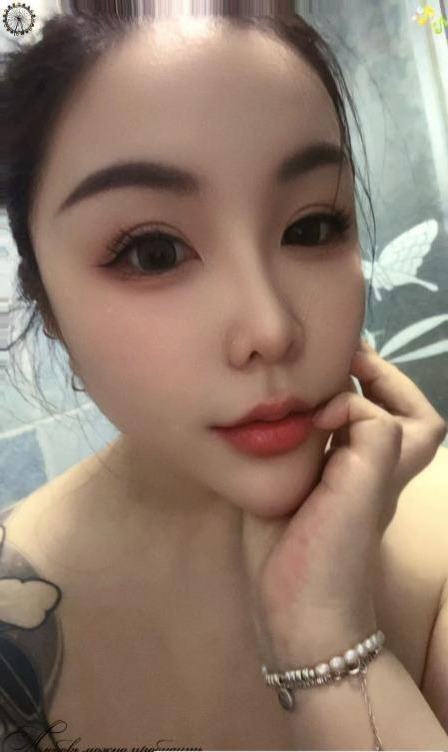 河内楼凤兼职女，河内会所大学生